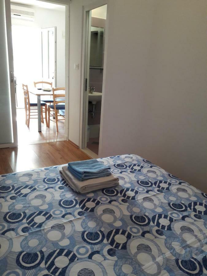 Apartmani Marta Mlini Exteriör bild